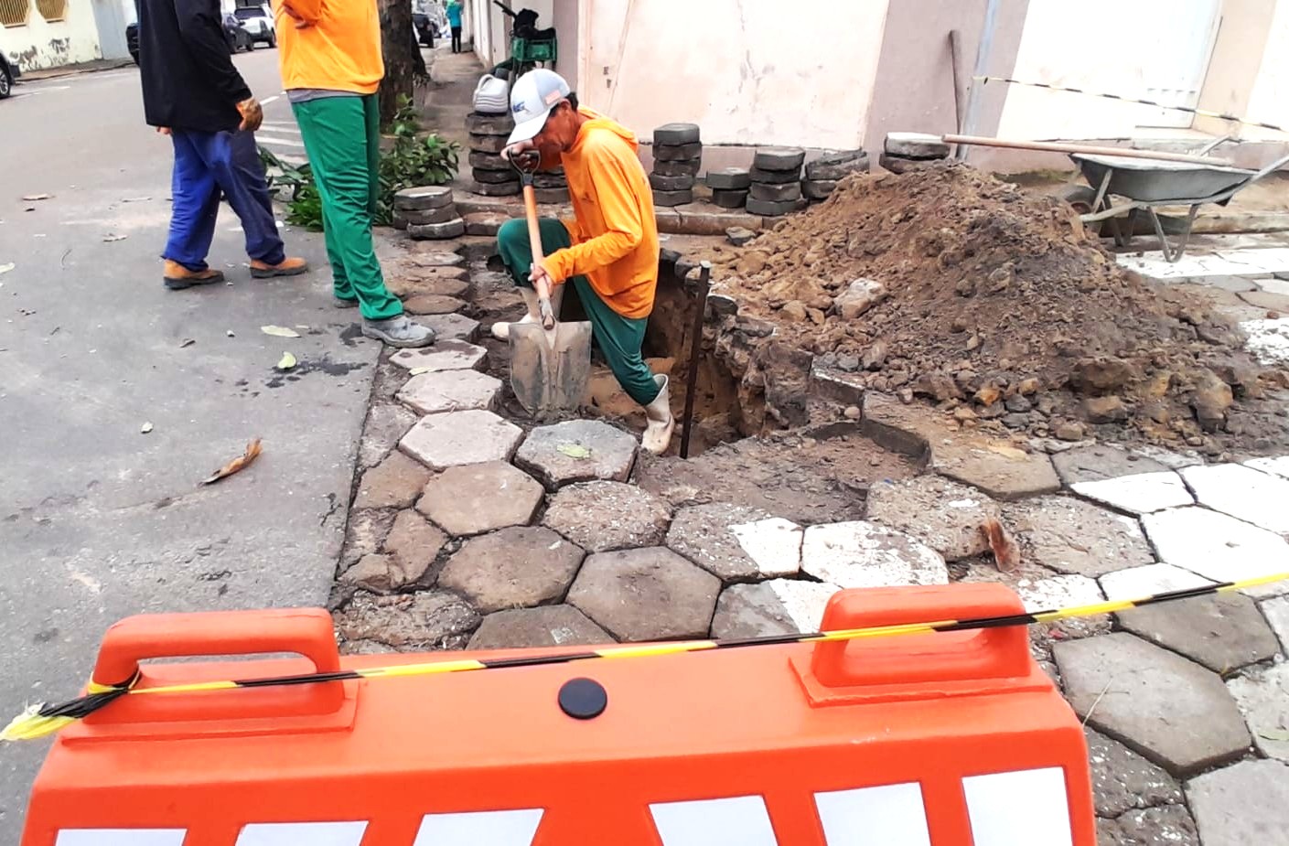 Prefeitura atua em força-tarefa após temporal que atingiu Pinheiros